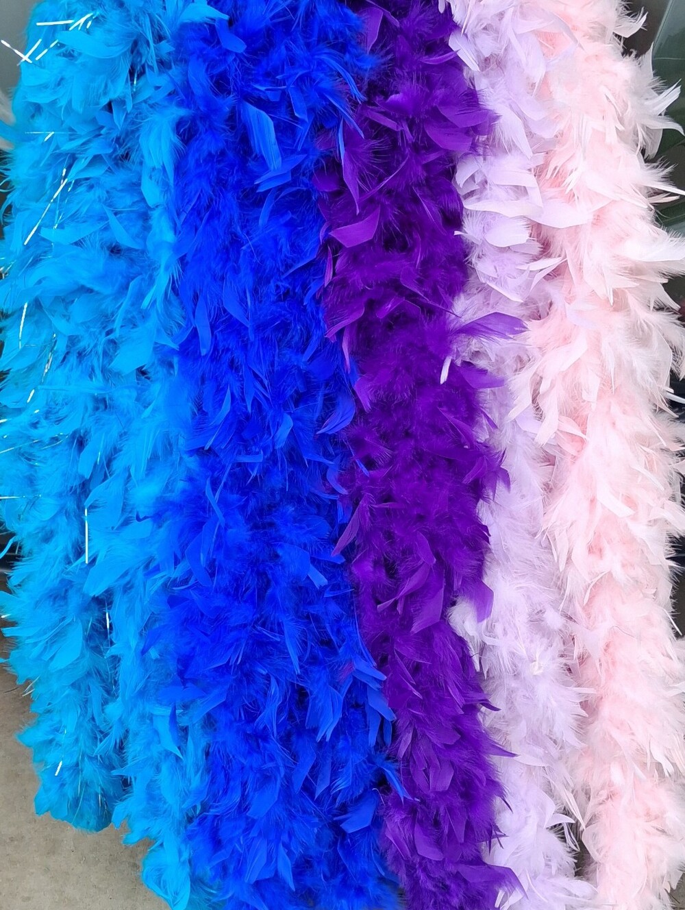 11 Feather Boas Set